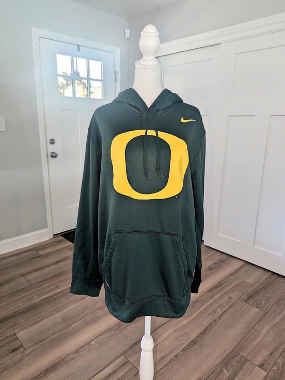 Nike Therma-FIT hoodie Green & Yellow Hoodie Size Large Like New
